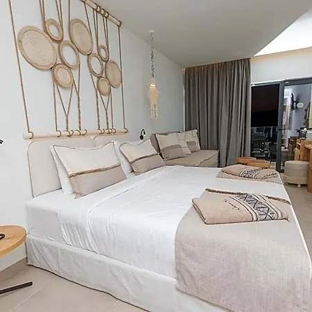 Blu Lifestyle Boutique & 5*